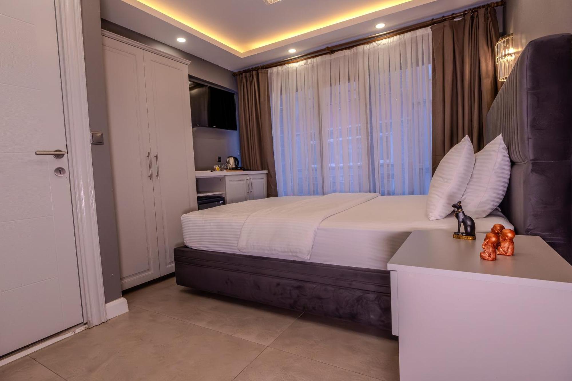 Classio Hotel Kadikoey Istanbul Exteriör bild